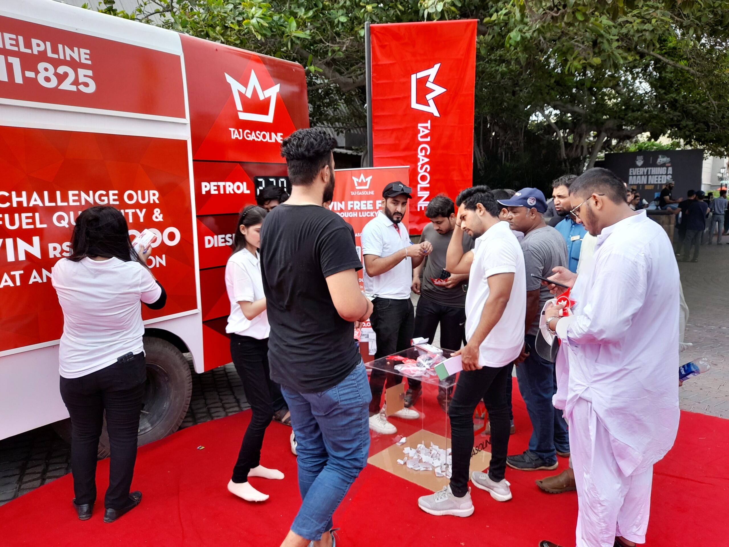 Revving Up at PakWheels: Taj Gasoline’s Mobile Van and Lucky Draw Extravaganza!